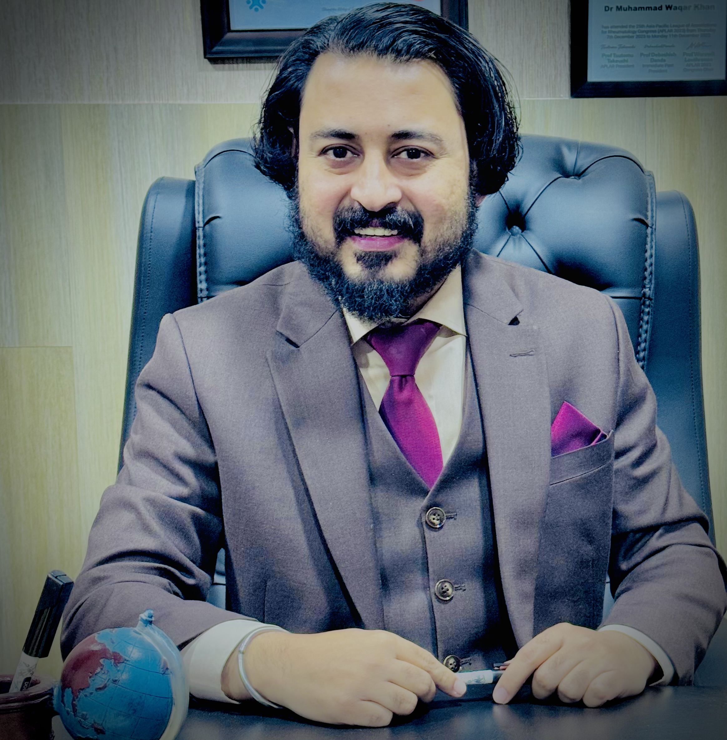 Dr. Muhammad Waqar Khan